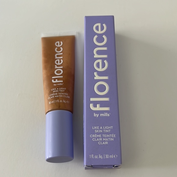 Florence by Mills Like a Light Sheer Coverage Skin Tint Tan MT120 Full Size - Picture 4 of 7